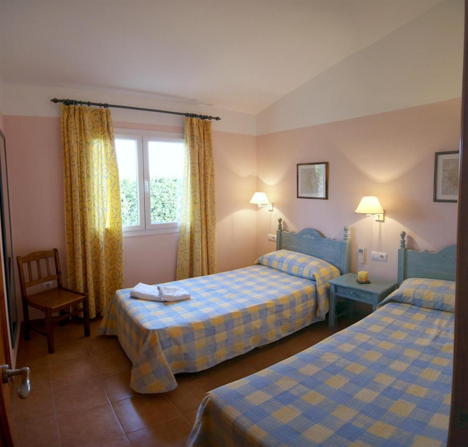 Villa Begonias Cala'N Bosch (Menorca)